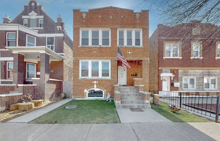 7549 W 62nd ST, Summit, IL 60501