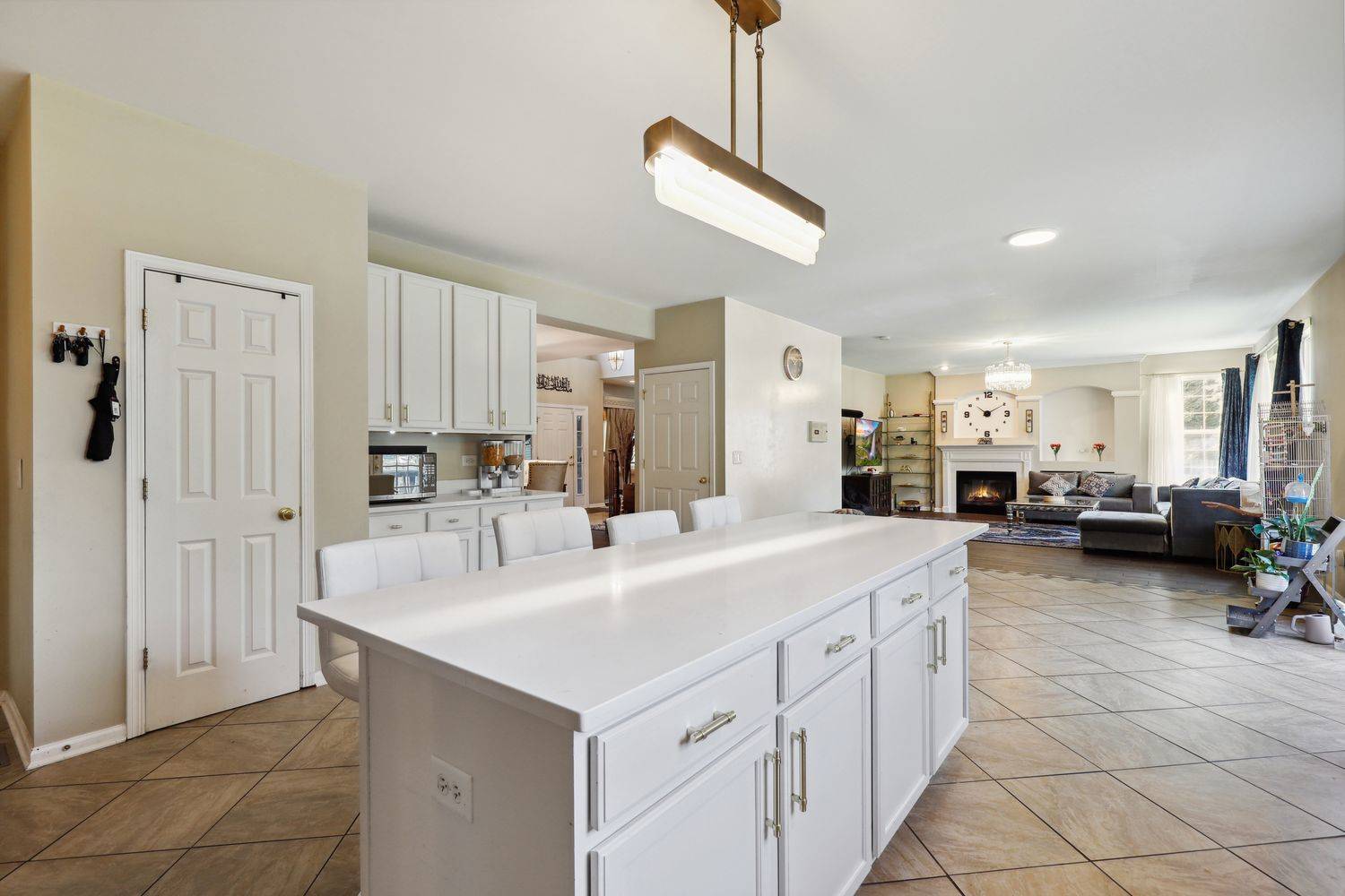 Bolingbrook, IL 60440,320 Claridge CIR
