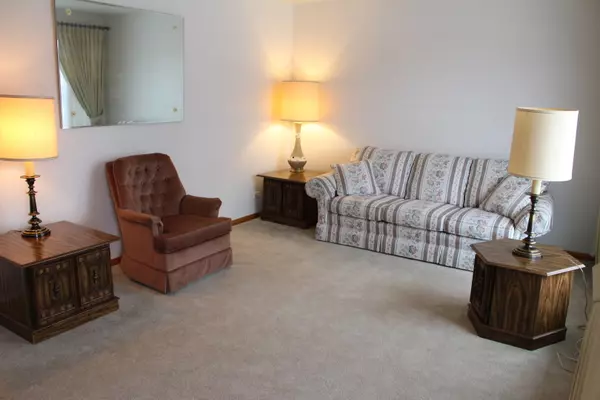 Chicago Heights, IL 60411,145 Serena DR