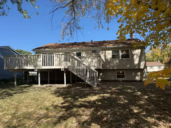 Lake Zurich, IL 60047,533 Surryse RD
