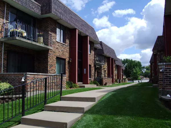 Oak Lawn, IL 60453,10418 S Pulaski RD #204C