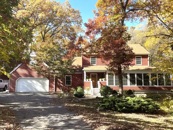 Sterling, IL 61081,17421 Timber DR