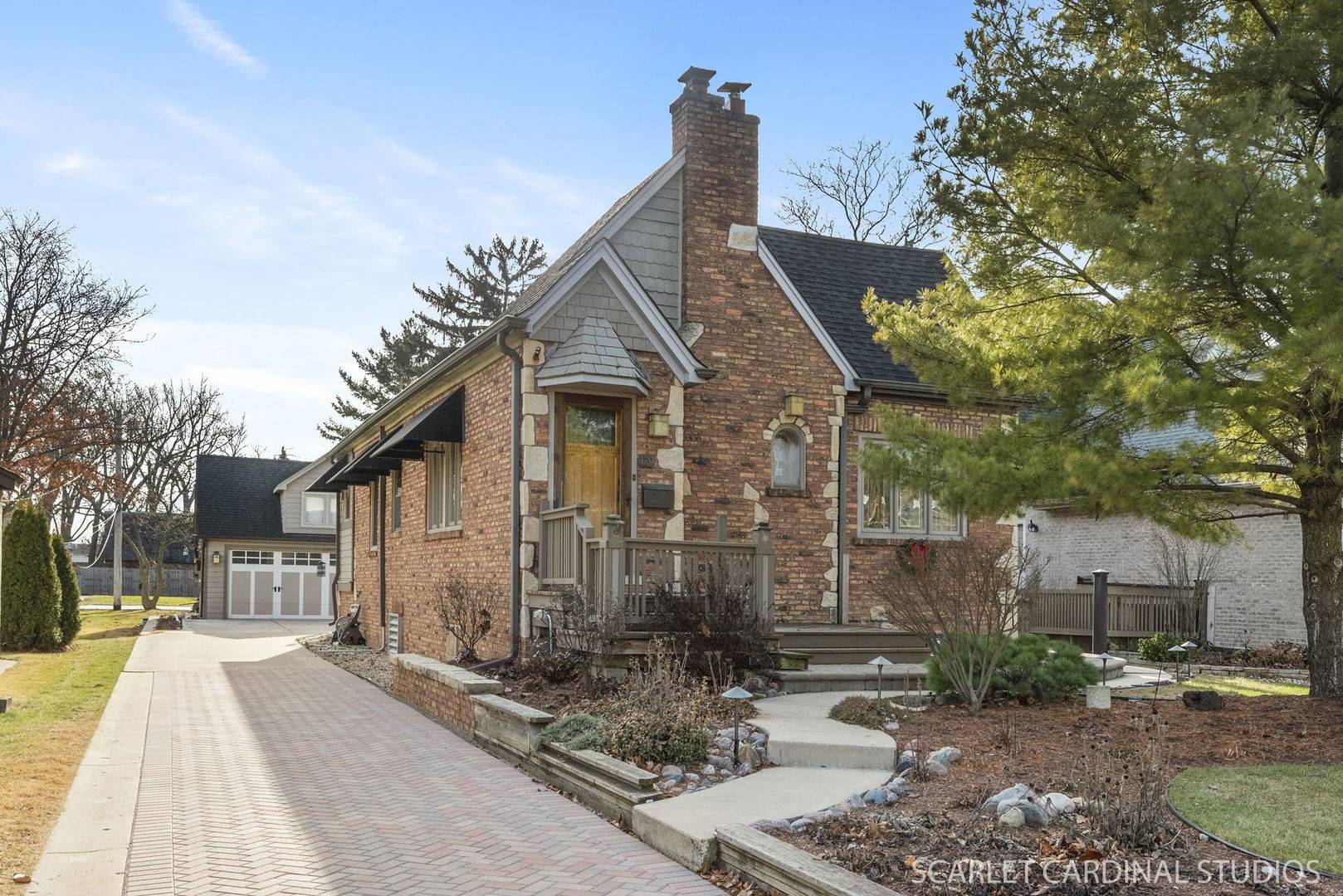 129 E Washington ST, Villa Park, IL 60181