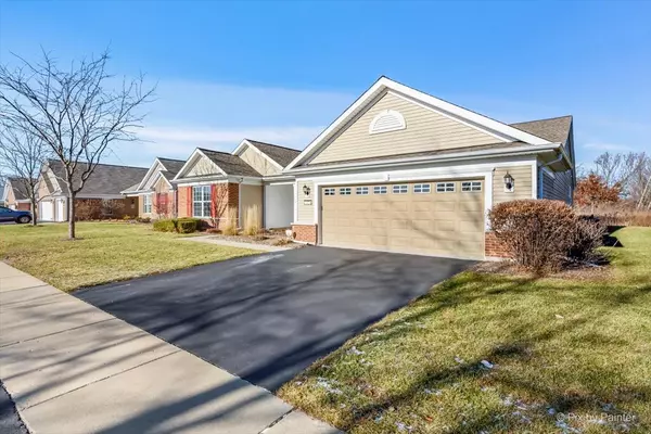 Elgin, IL 60124,2425 Cape Cod CIR