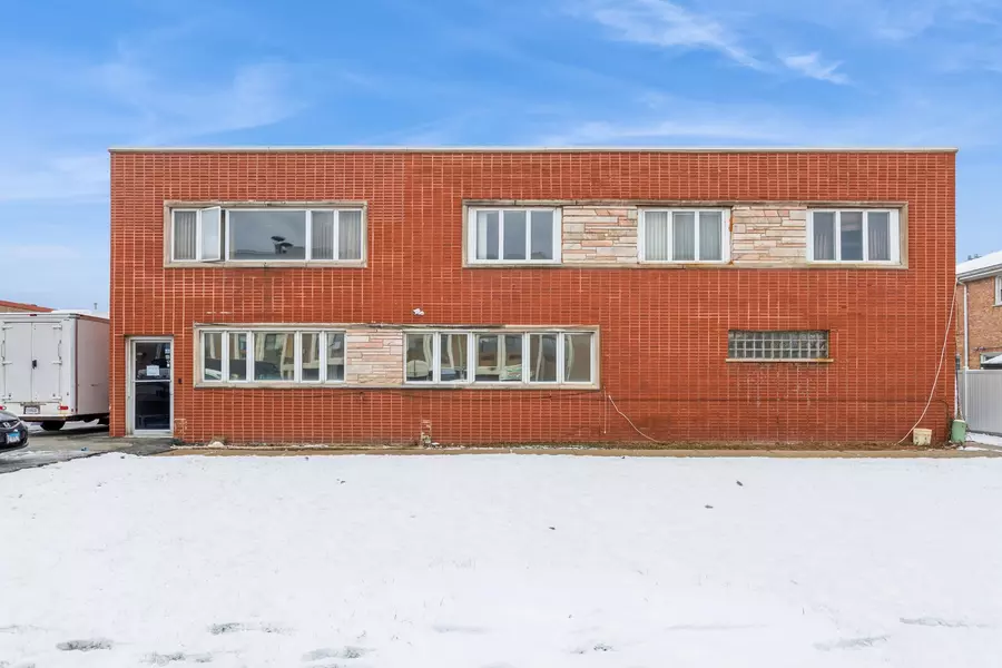 7004 W Cullom AVE, Norridge, IL 60706