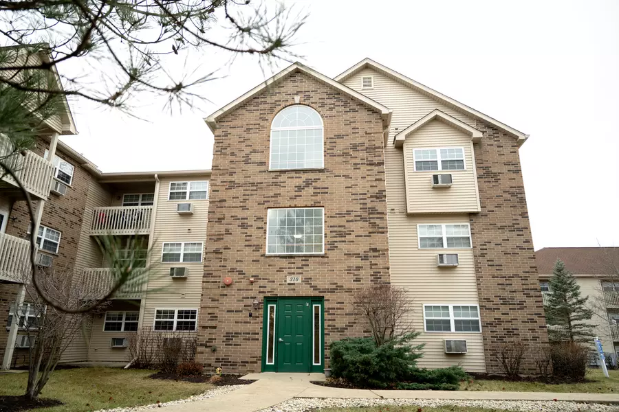 310 Cunat BLVD #3A, Richmond, IL 60071