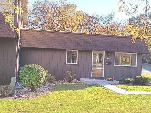 Westmont, IL 60559,5811 N Doe Circle CIR