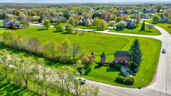 8501 Country Shire LN, Spring Grove, IL 60081