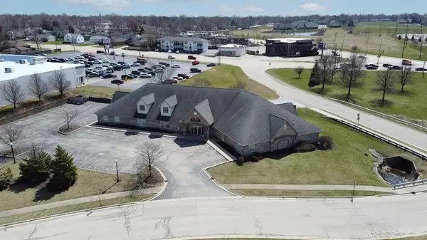 Crest Hill, IL 60403,1640 Willow Circle DR #400