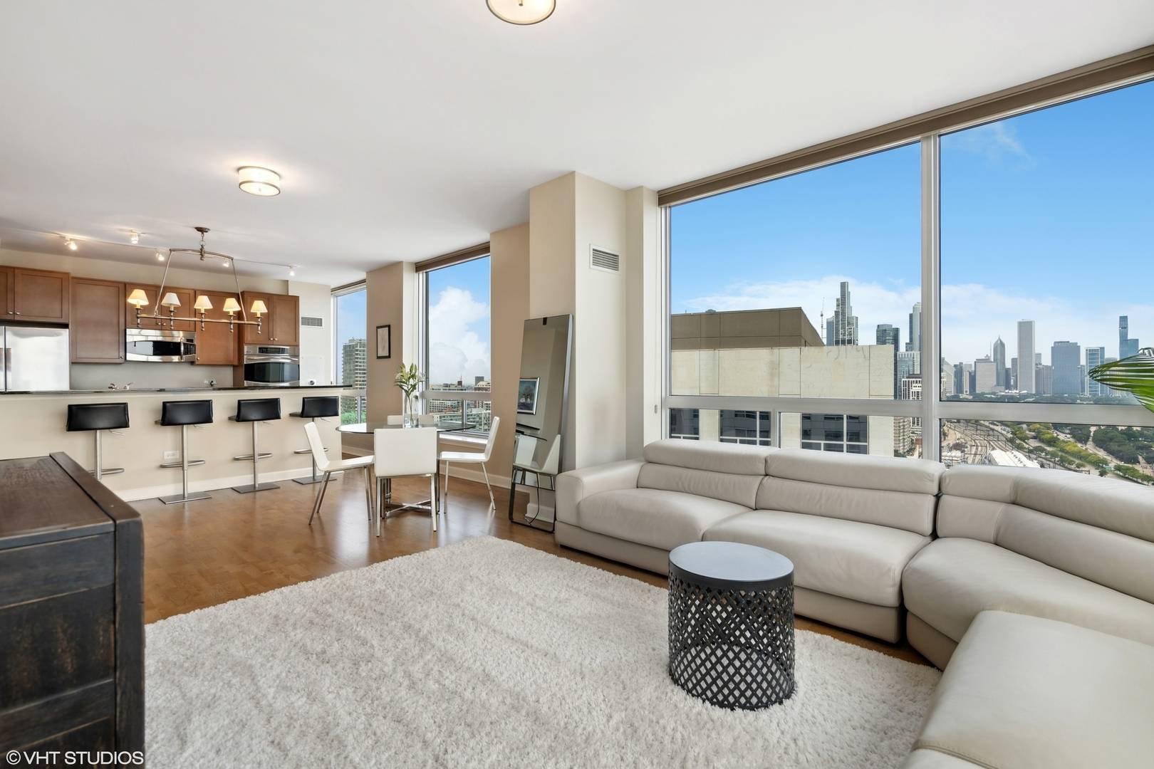 Chicago, IL 60616,1901 S Calumet AVE #2507