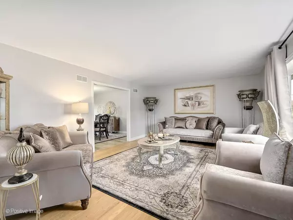 Bloomingdale, IL 60108,186 Swallow AVE