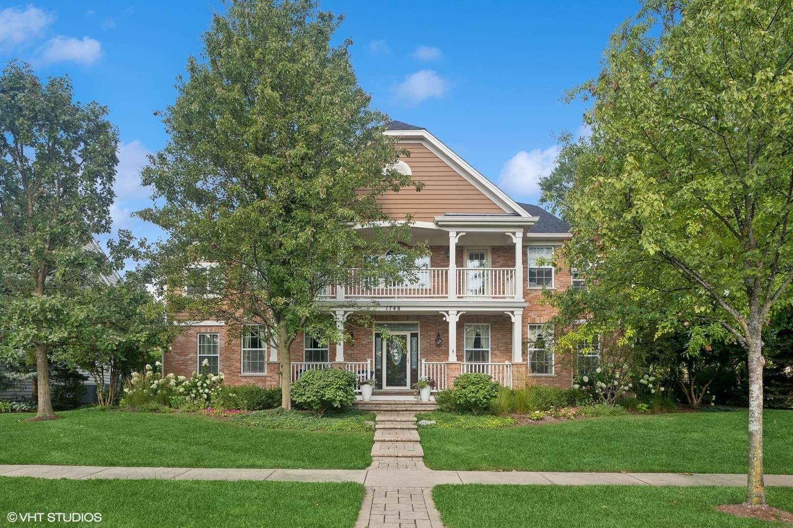 1748 Independence AVE, Glenview, IL 60026