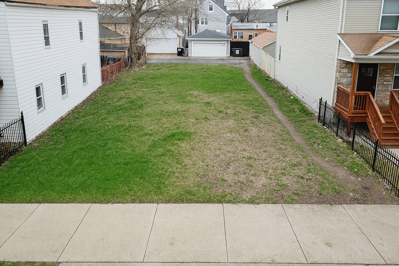 Chicago, IL 60632,2457 W 46th PL