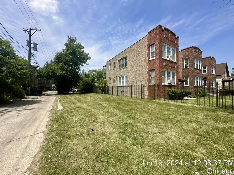 7444 S Dorchester AVE, Chicago, IL 60619