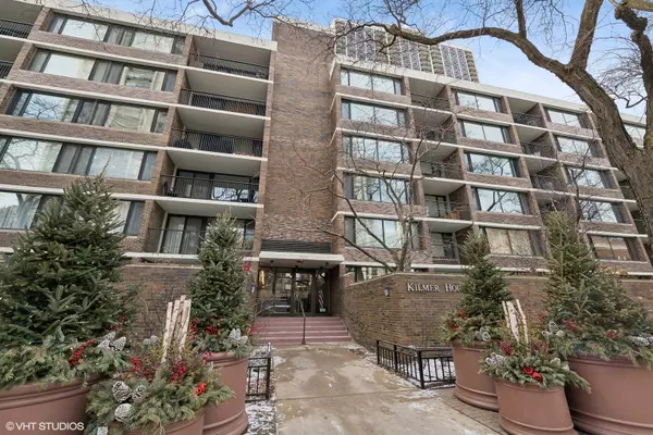 1555 N Sandburg TER #503K, Chicago, IL 60610