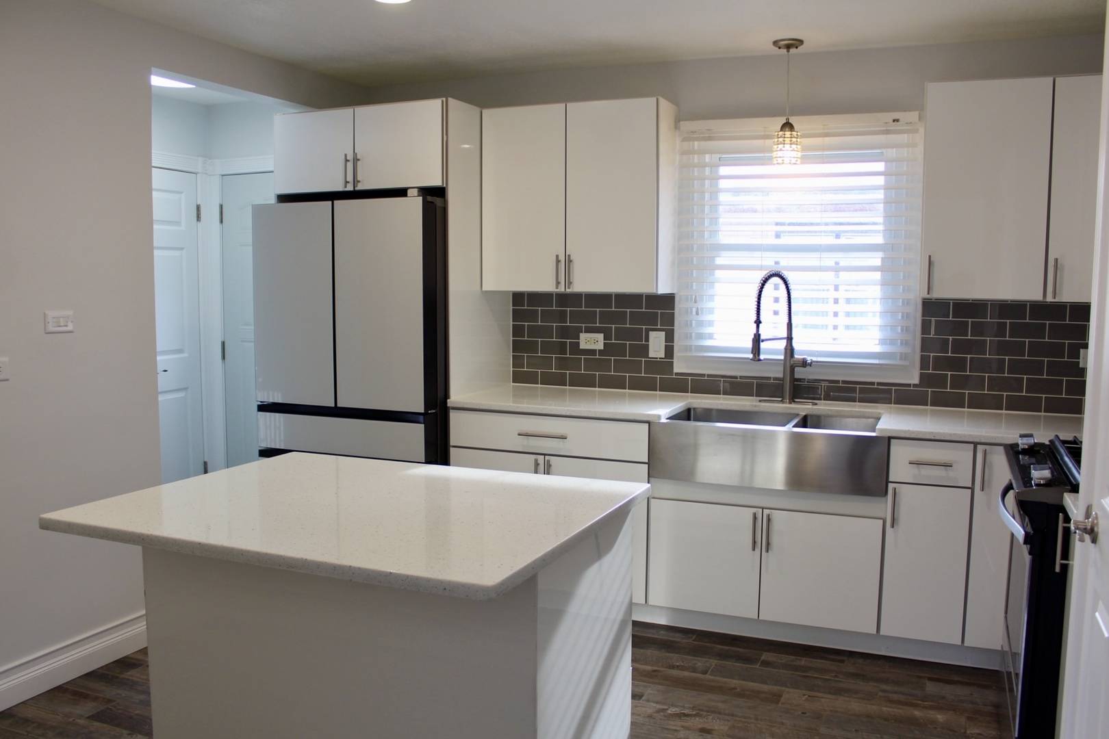Alsip, IL 60803,11928 S Avers AVE