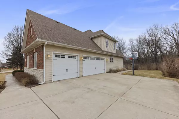 Naperville, IL 60565,1412 HATCHWOOD CT