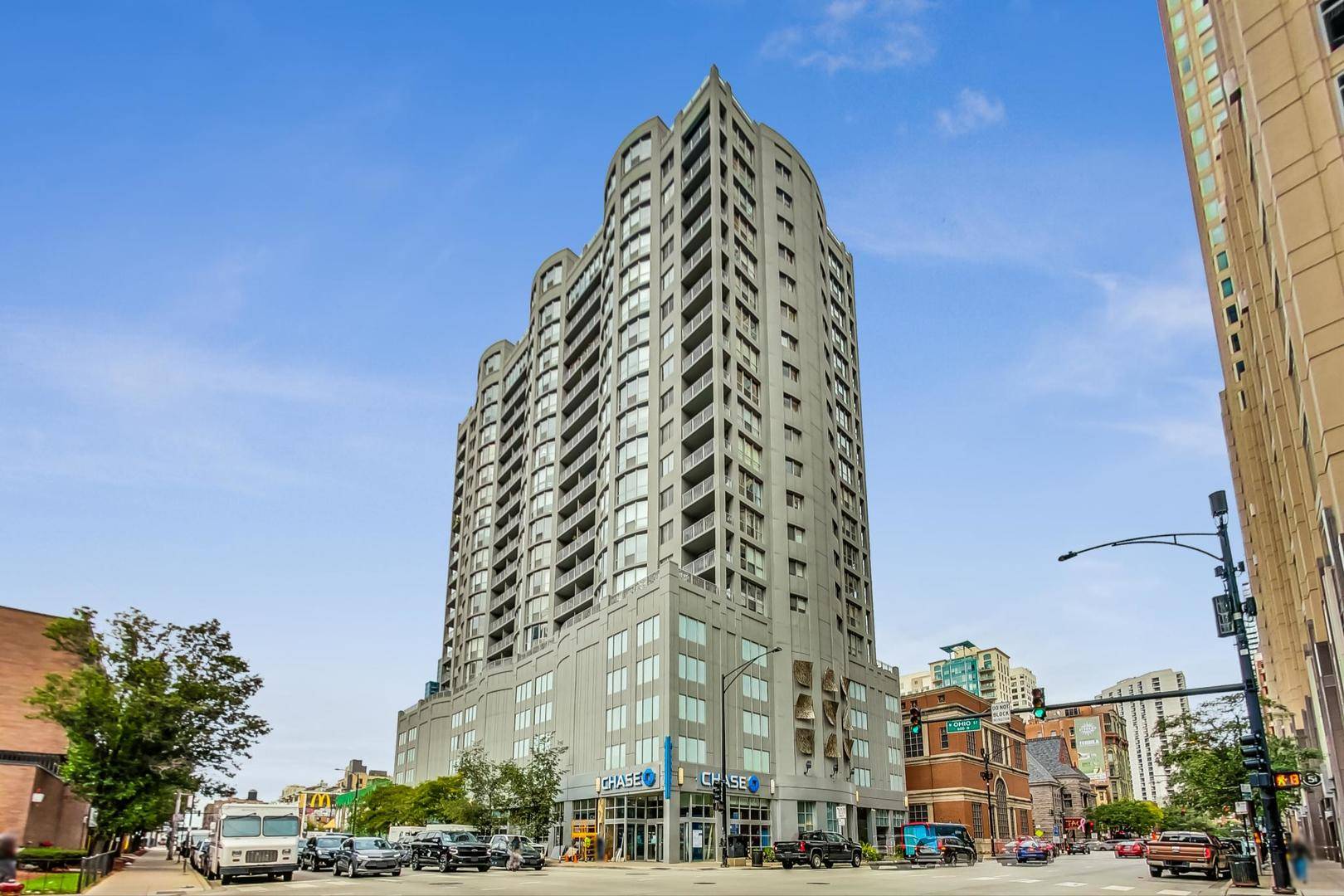 600 N DEARBORN ST #708, Chicago, IL 60654