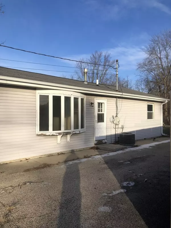 Ingleside, IL 60041,35689 N Hunt AVE
