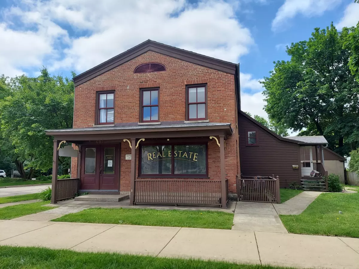 West Dundee, IL 60118,601 W Main ST