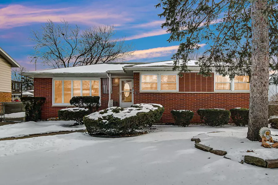 17517 Shirley DR, Lansing, IL 60438