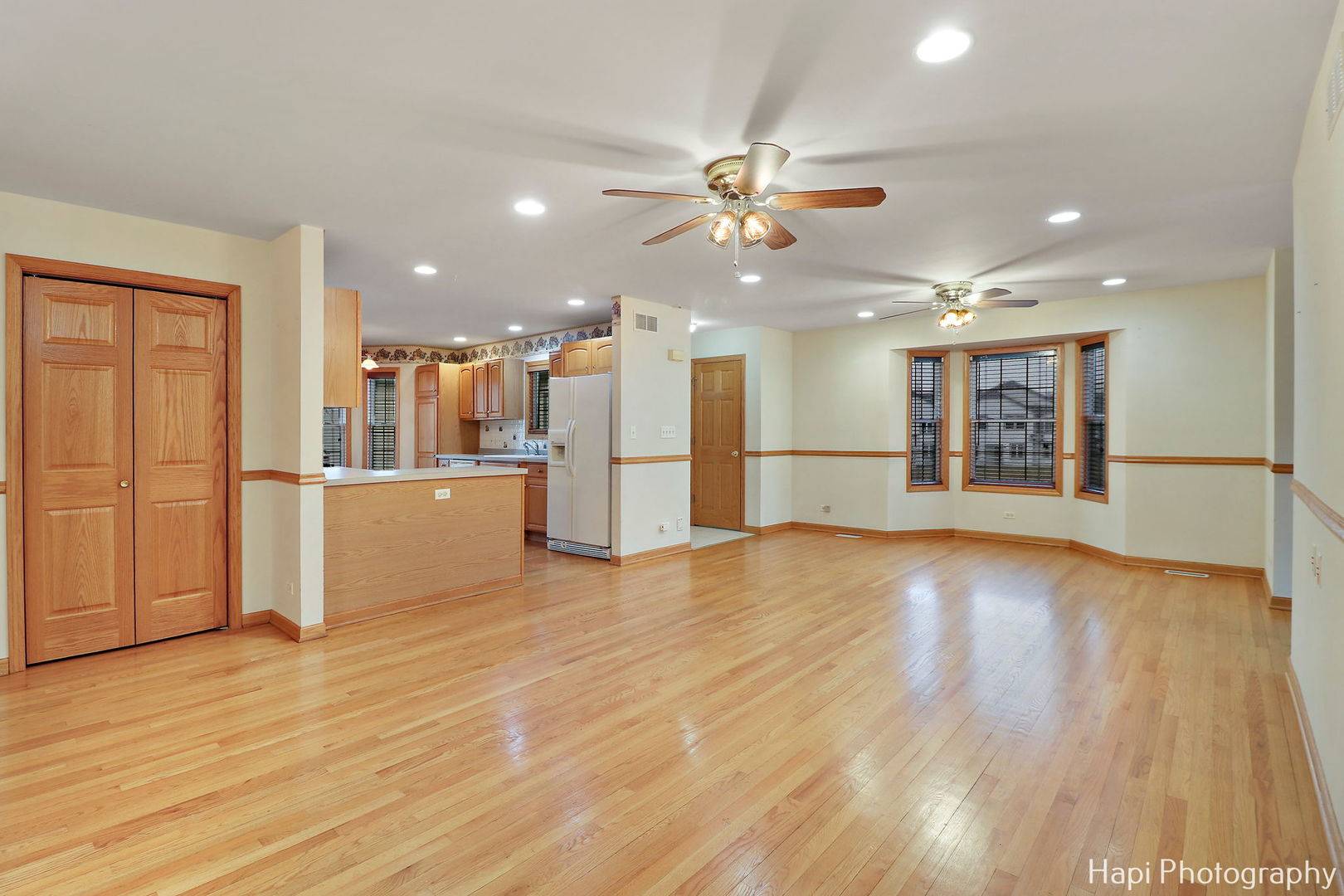 Gurnee, IL 60031,1417 Garnet CT