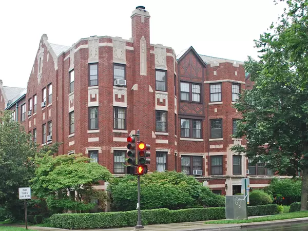 448 Elmwood AVE #3, Evanston, IL 60202