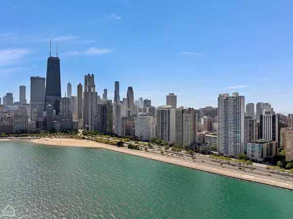 Chicago, IL 60610,1300 N Lake Shore DR #8BC