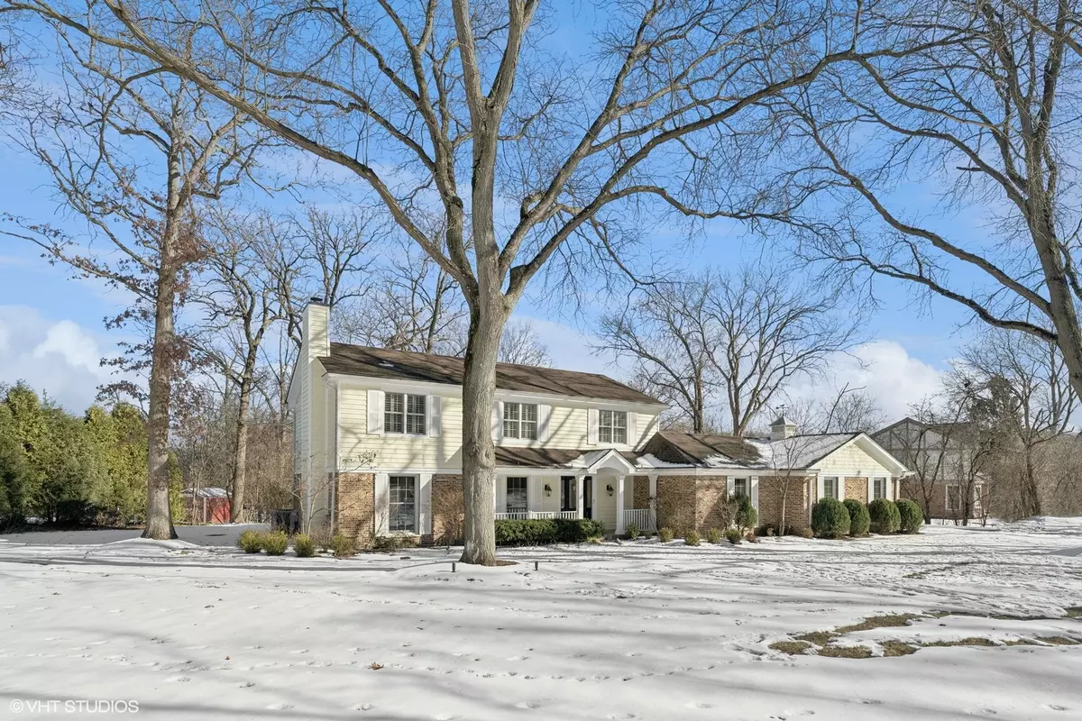 Lake Forest, IL 60045,1401 Woodhill LN