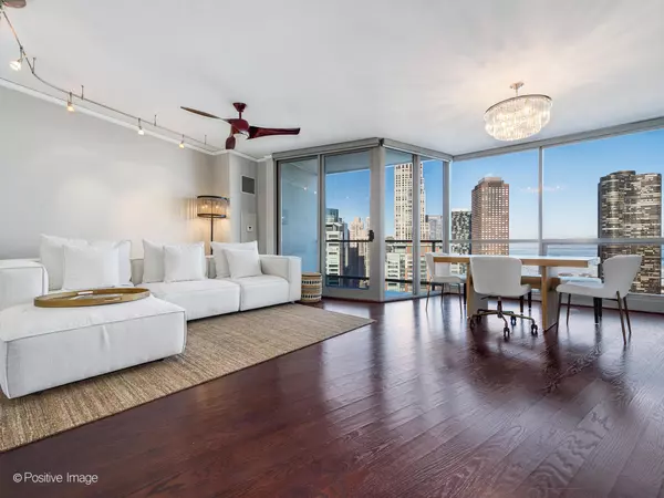 Chicago, IL 60601,420 E Waterside DR #2812