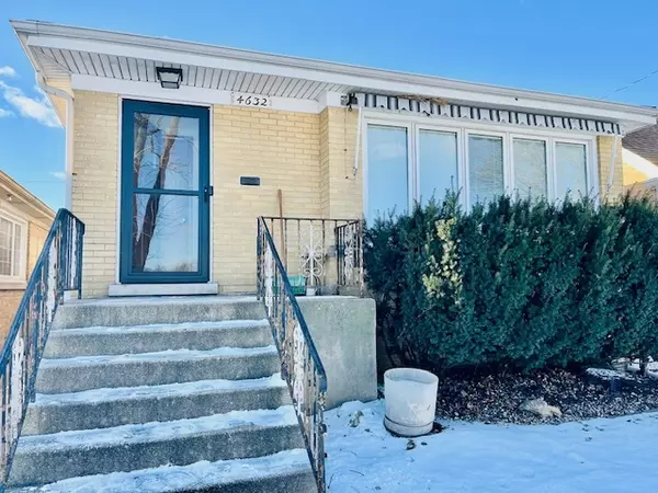 4632 N New England AVE, Harwood Heights, IL 60706