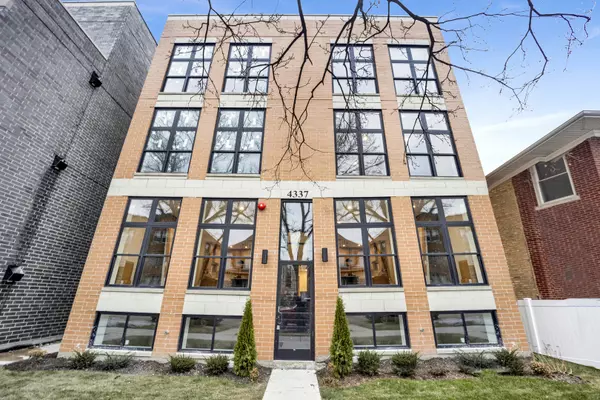 4337 N Richmond AVE #3N, Chicago, IL 60618