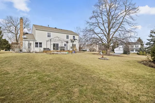 Gurnee, IL 60031,5365 ASHWOOD LN