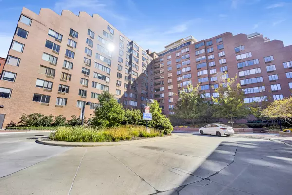 801 S Plymouth CT #712,  Chicago,  IL 60605
