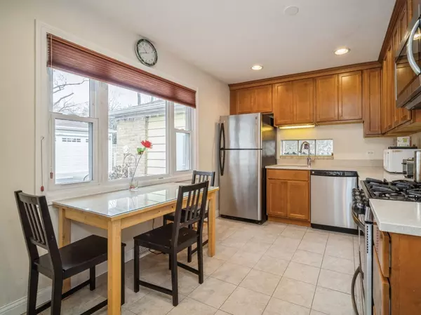 Northbrook, IL 60062,1922 Lincoln AVE