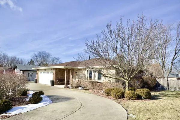 Orland Park, IL 60462,8422 Orenia CT