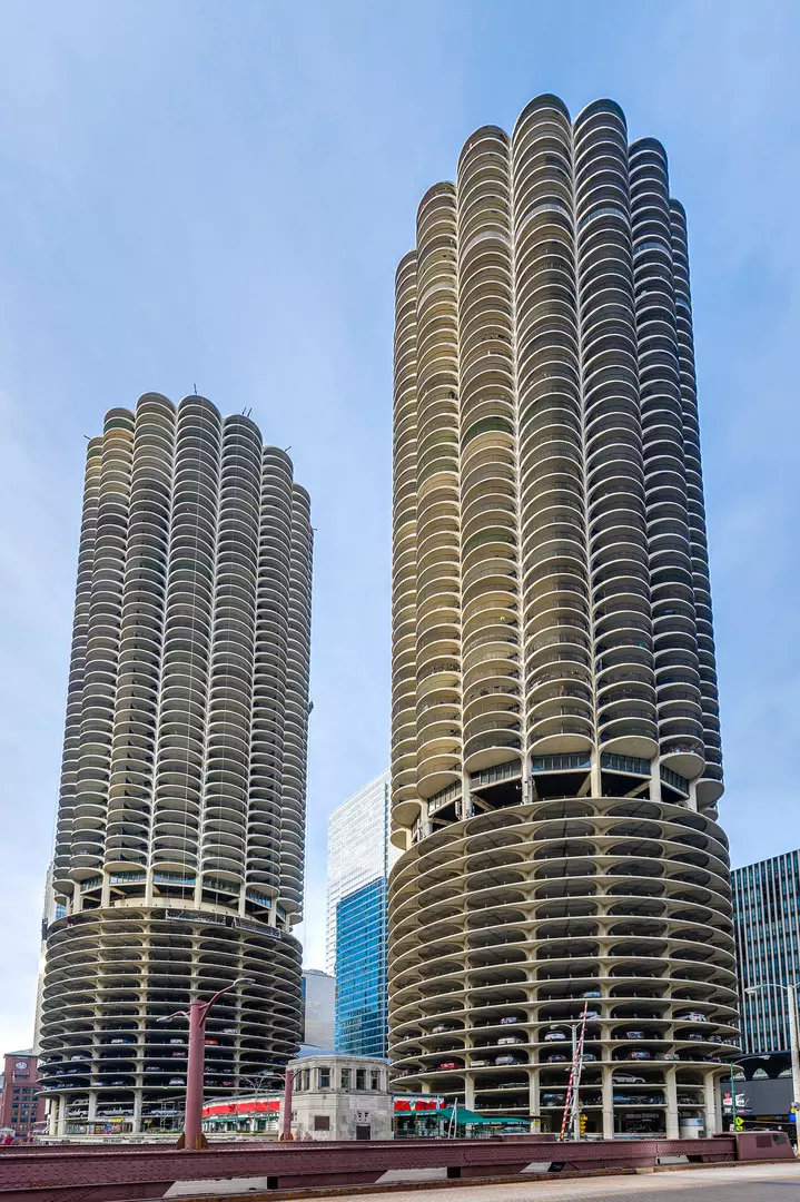 Chicago, IL 60654,300 N State ST #5705