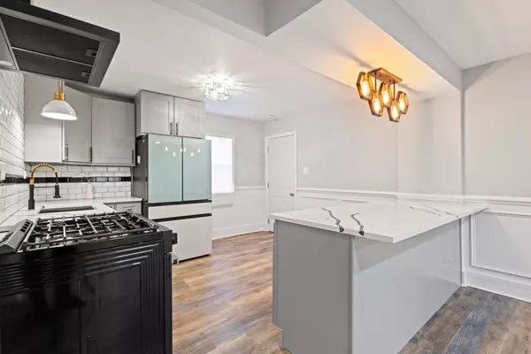 Sauk Village, IL 60411,2028 215TH PL