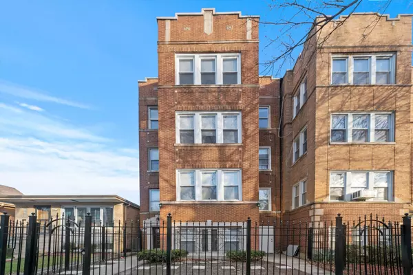 2629 N Ridgeway AVE #3, Chicago, IL 60647