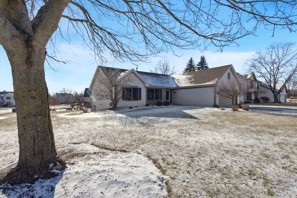 Rockford, IL 61108,8527 N Haven CT