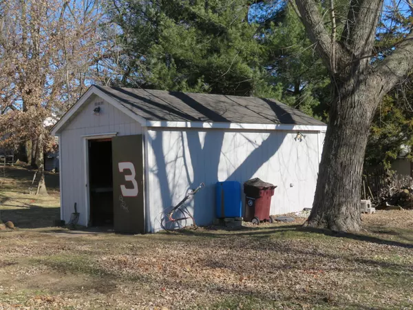 Morris, IL 60450,523 Vine ST