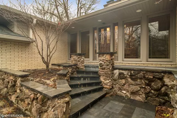 Barrington Hills, IL 60010,1800 Burning Oak TRL