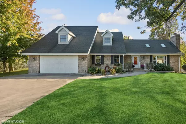 318 Ohio RD, Frankfort, IL 60423