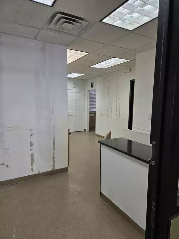 Chicago, IL 60640,5208 N Clark ST #1