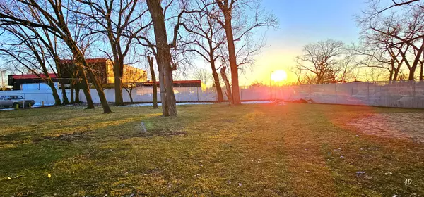 Justice, IL 60458,7400 Archer RD #7400