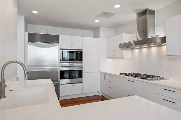 Chicago, IL 60611,401 N Wabash AVE #60F