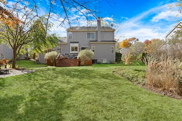 Gurnee, IL 60031,7620 Cascade WAY