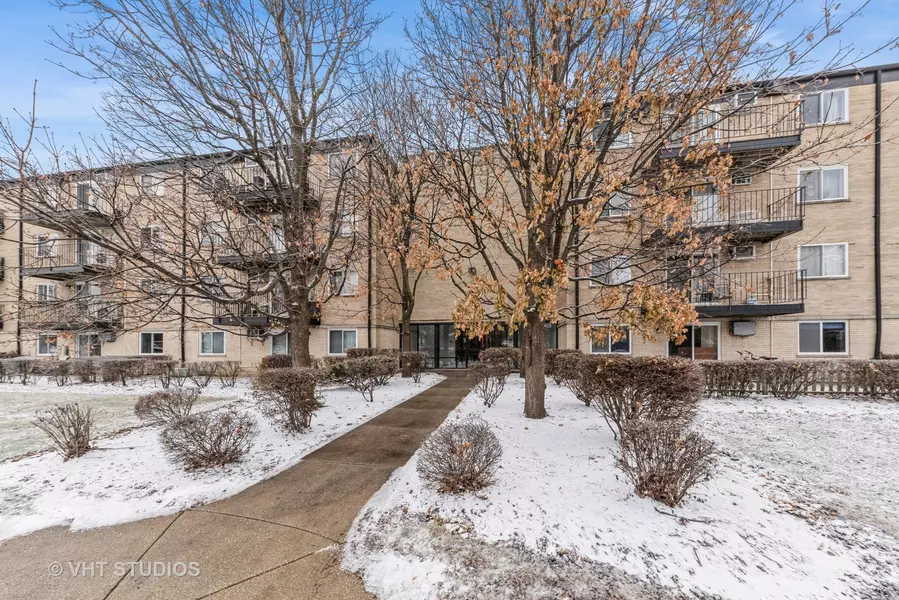 2420 Brandenberry CT #3I, Arlington Heights, IL 60004