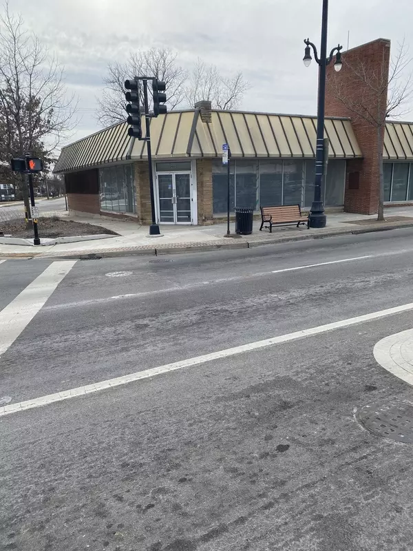 Skokie, IL 60077,4835 Dempster ST