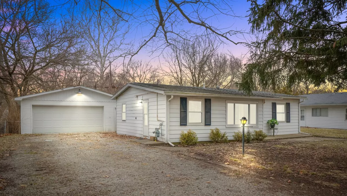 Champaign, IL 61821,1311 ROSEWOOD DR
